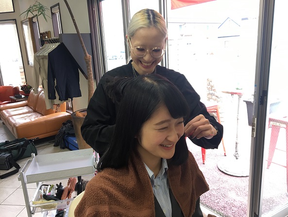 ヘアカラーコンテストで1位!木戸口聖奈さん